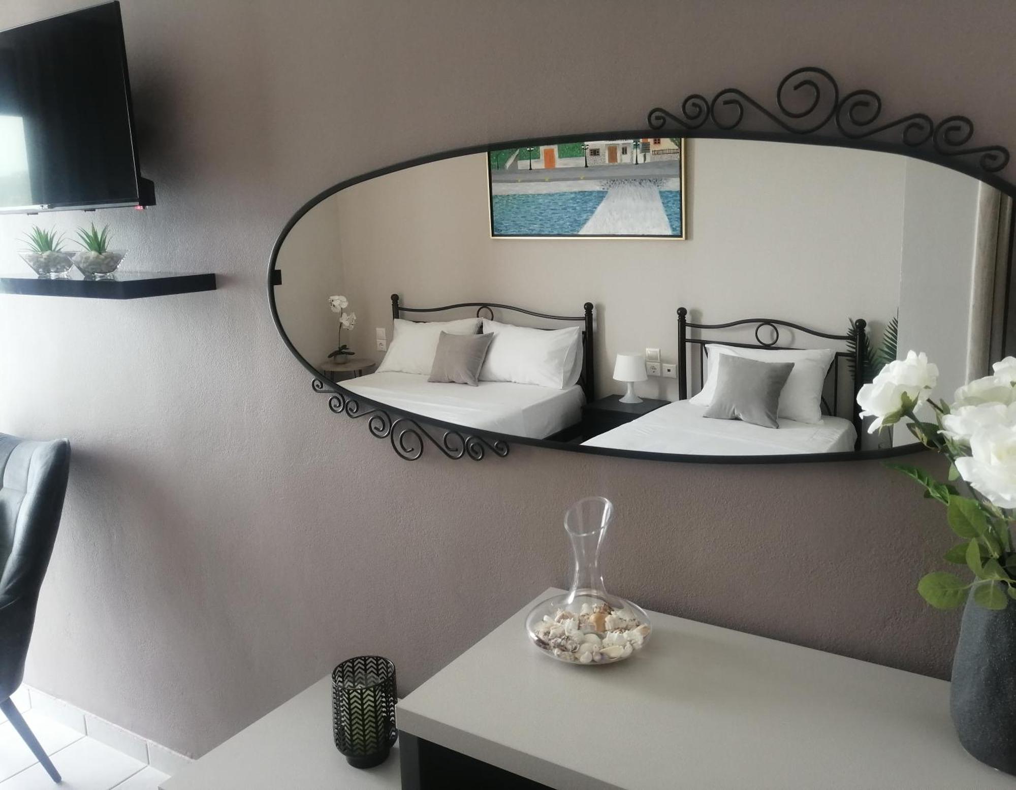 Anel Rooms Himarë Eksteriør billede